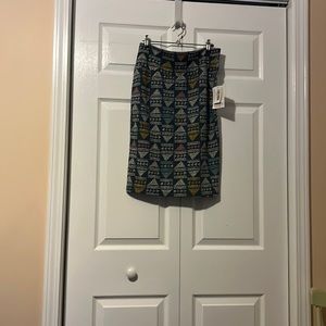 Lularoe Cassie Medium NWT